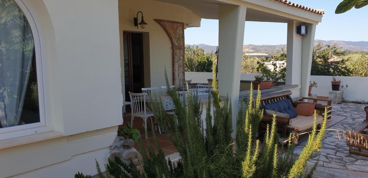 Villa Renzo E Lucia Sant Isidoro  Экстерьер фото